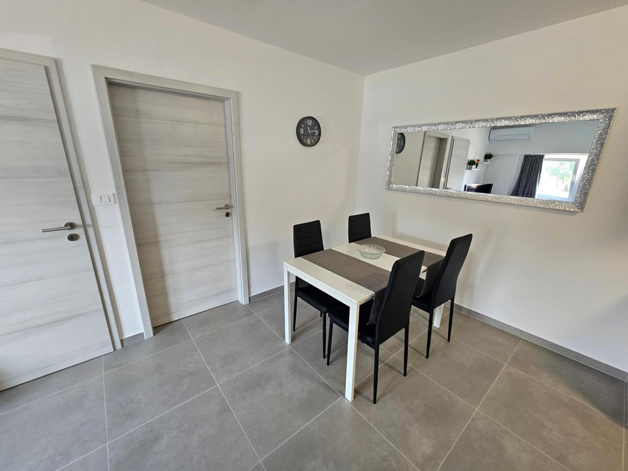 Apartma Bertoki Koper Exterior photo